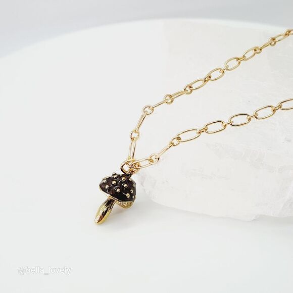 Cottagcore Spotted Mushroom 🍄 Spring Brown Gold Toned Adjustable Necklace - Picture 4 of 6